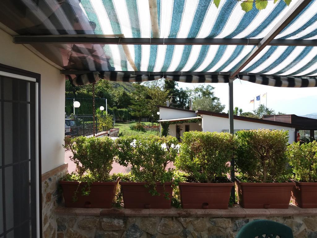 Villa Mola Bed And Breakfast Corbara  エクステリア 写真