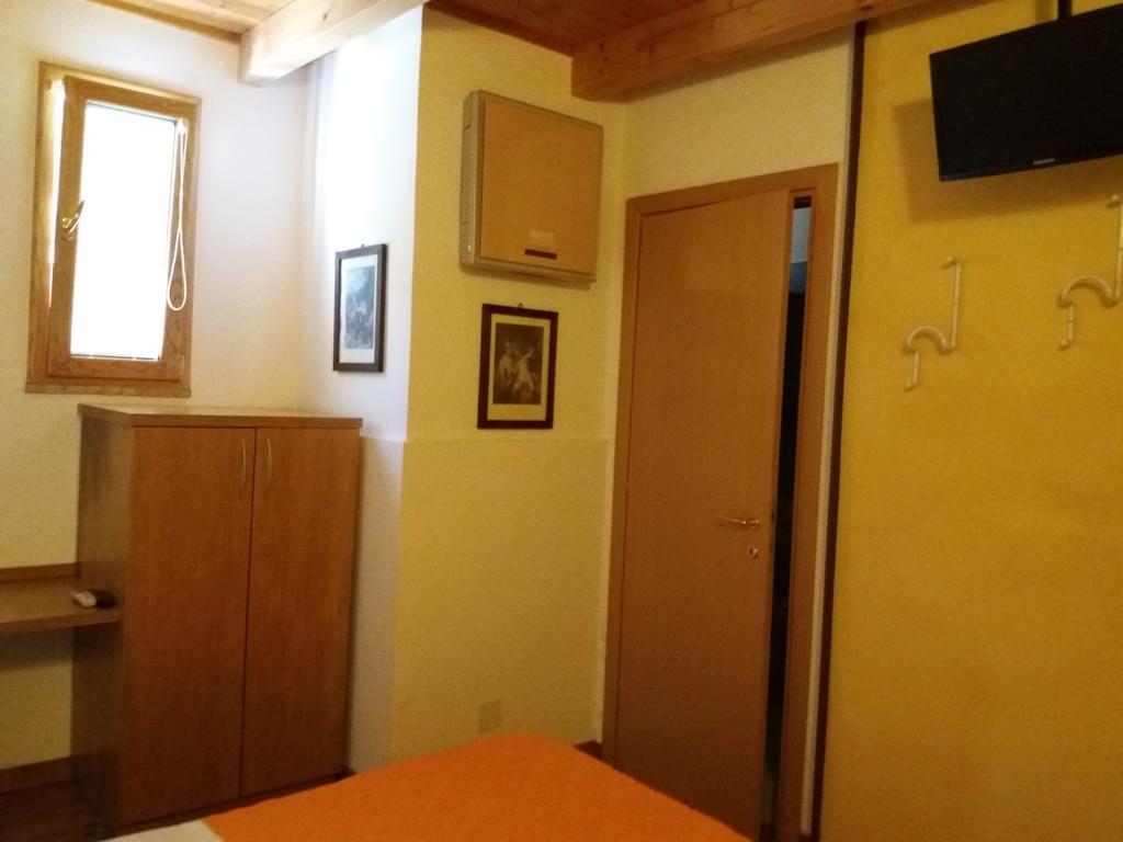 Villa Mola Bed And Breakfast Corbara  エクステリア 写真